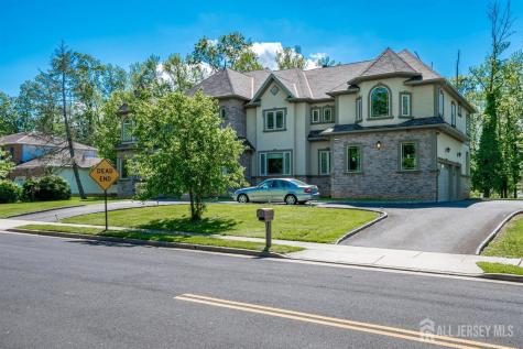 87 Ellmyer Road Edison NJ 08820