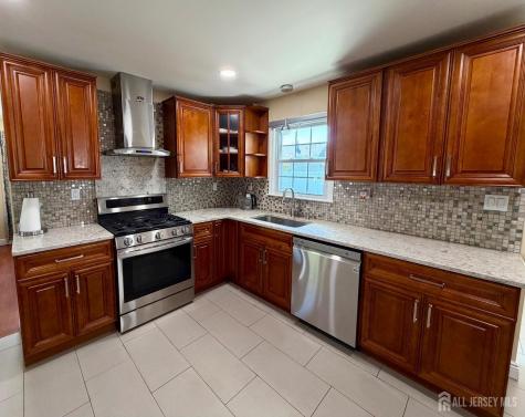 125 Hermann Street Carteret NJ 07008
