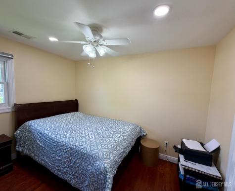 125 Hermann Street Carteret NJ 07008