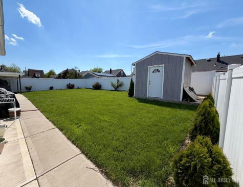125 Hermann Street Carteret NJ 07008