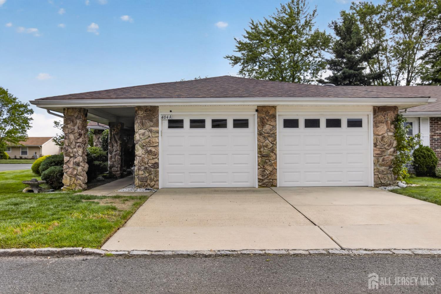 484 Fairton Drive Monroe NJ 08831