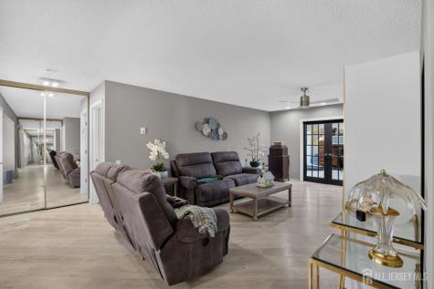 484 Fairton Drive Monroe NJ 08831