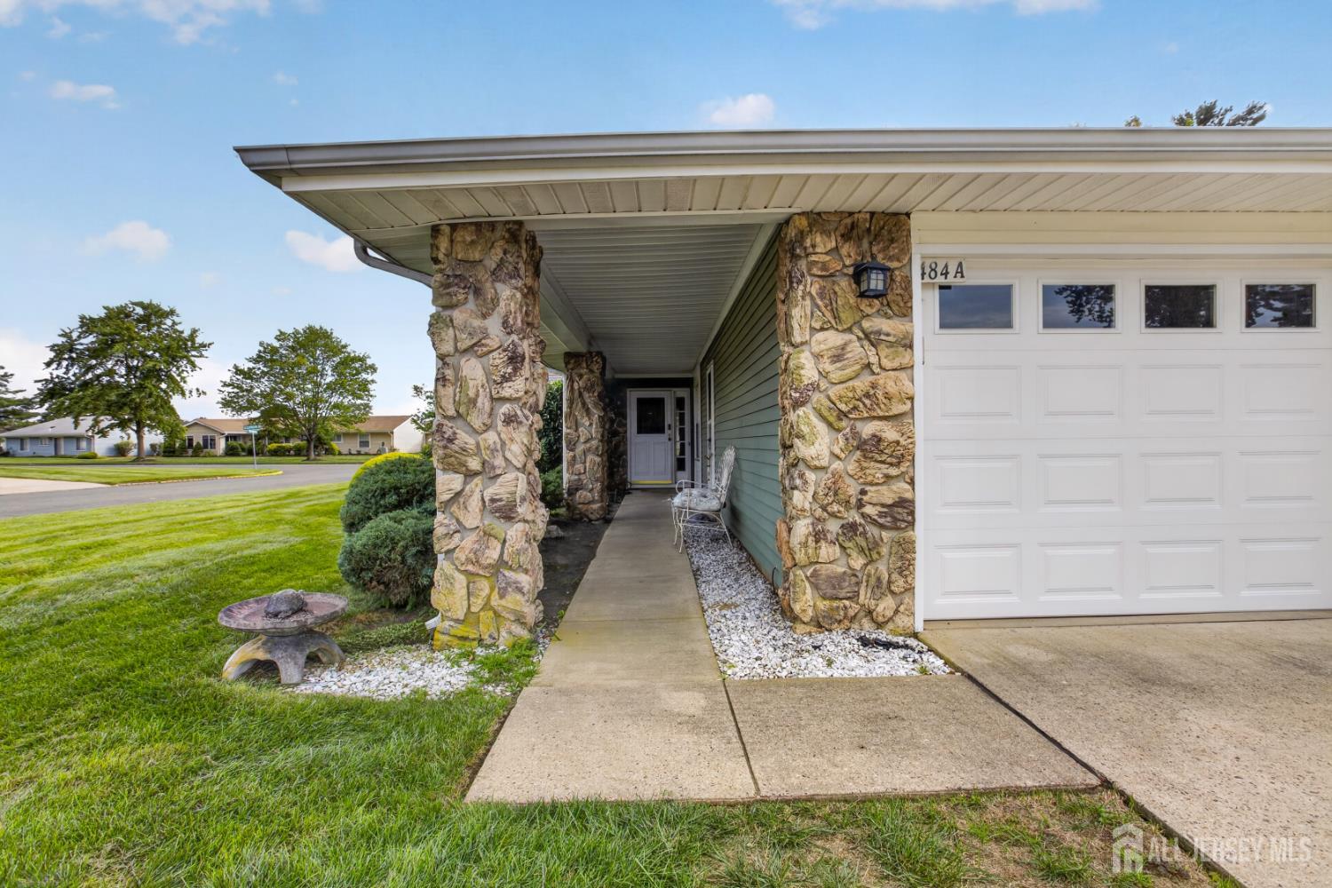 484 Fairton Drive Monroe NJ 08831