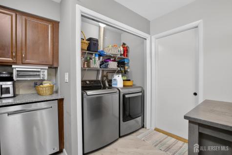 484 Fairton Drive Monroe NJ 08831