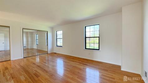 2904 Stonehedge Road Edison NJ 08820
