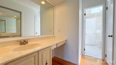2904 Stonehedge Road Edison NJ 08820