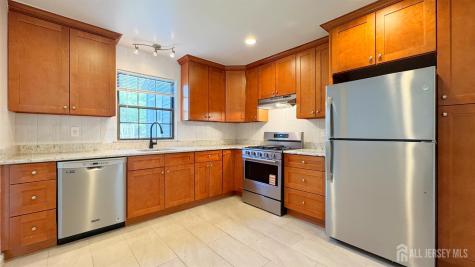 2904 Stonehedge Road Edison NJ 08820