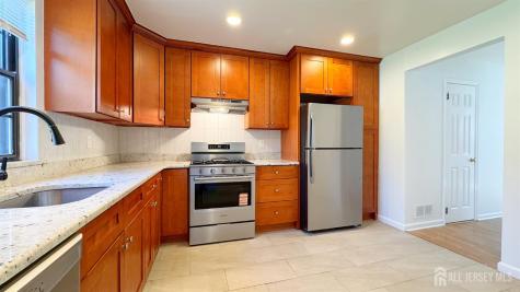 2904 Stonehedge Road Edison NJ 08820