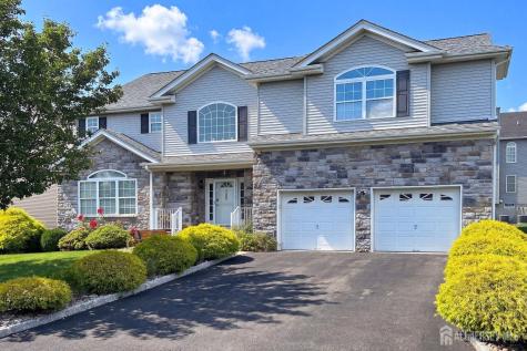 77 Timberhill Drive Franklin Twsp NJ 08823