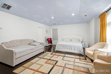 77 Timberhill Drive Franklin Twsp NJ 08823