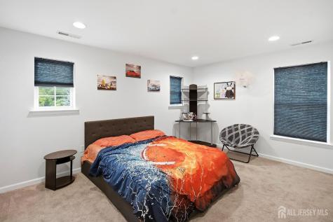 77 Timberhill Drive Franklin Twsp NJ 08823