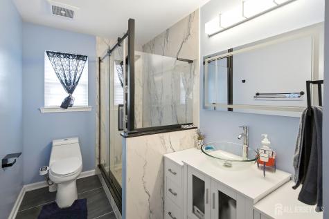 77 Timberhill Drive Franklin Twsp NJ 08823