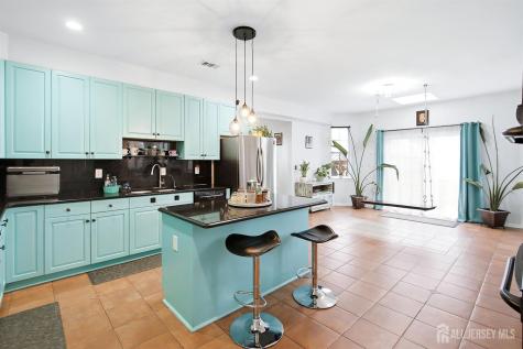 77 Timberhill Drive Franklin Twsp NJ 08823