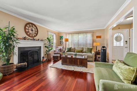4 Angelica Court Matawan NJ 07747