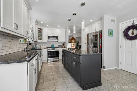 4 Angelica Court Matawan NJ 07747
