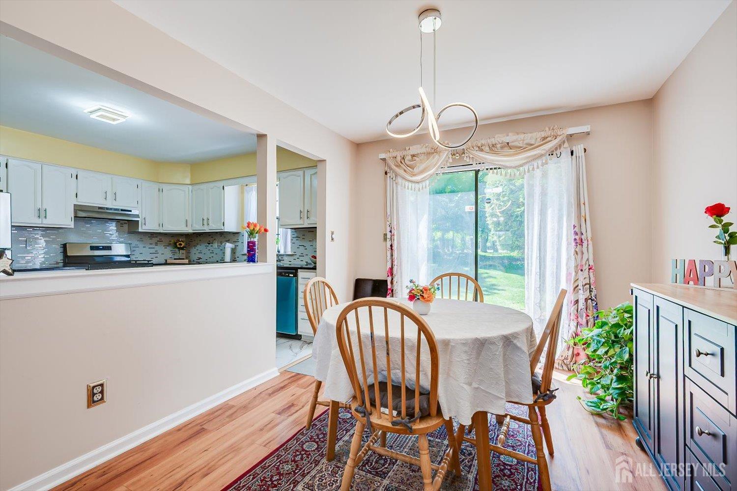 1402 Maplecrest Road Edison NJ 08820