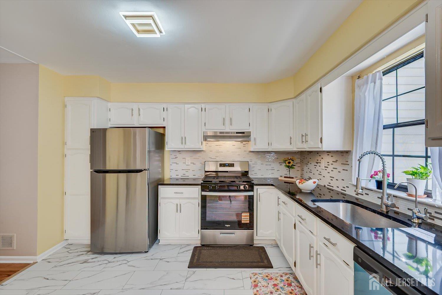 1402 Maplecrest Road Edison NJ 08820