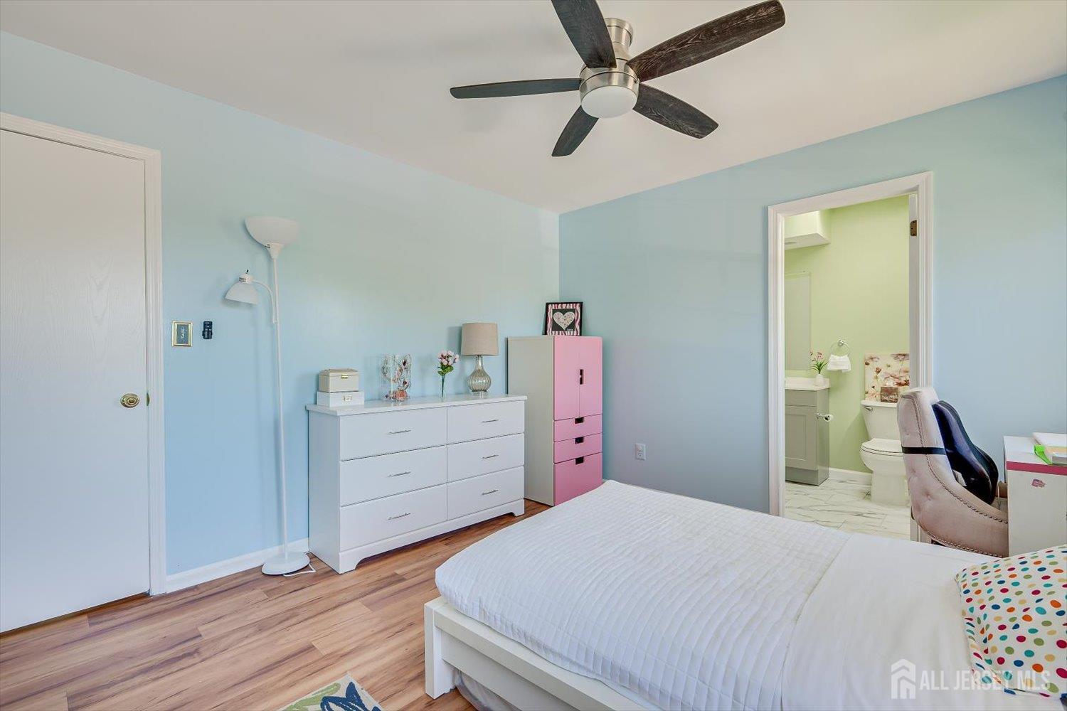 1402 Maplecrest Road Edison NJ 08820