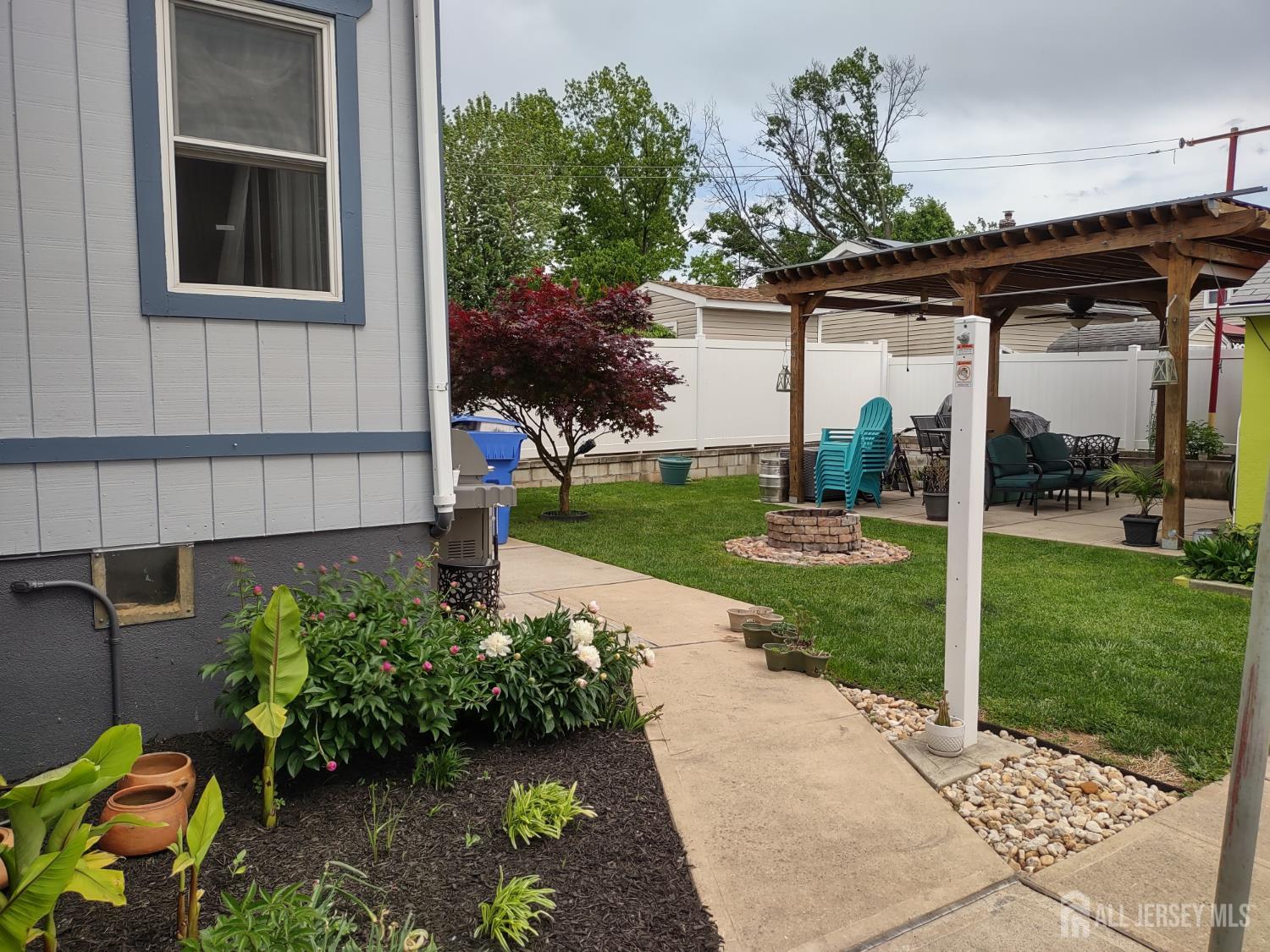 59 Lee Avenue Perth Amboy NJ 08861