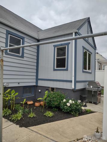 59 Lee Avenue Perth Amboy NJ 08861