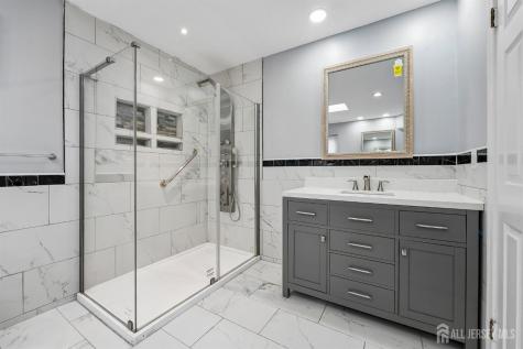 9 Chipwood Lane North Brunswick NJ 08902