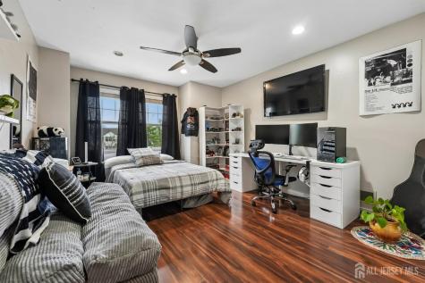 9 Chipwood Lane North Brunswick NJ 08902