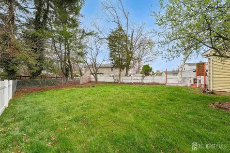 9 Chipwood Lane North Brunswick NJ 08902