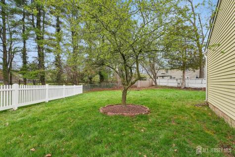 9 Chipwood Lane North Brunswick NJ 08902
