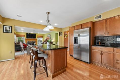 9 Chipwood Lane North Brunswick NJ 08902