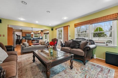 9 Chipwood Lane North Brunswick NJ 08902
