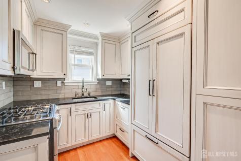 121 Columbia Avenue Metuchen NJ 08840