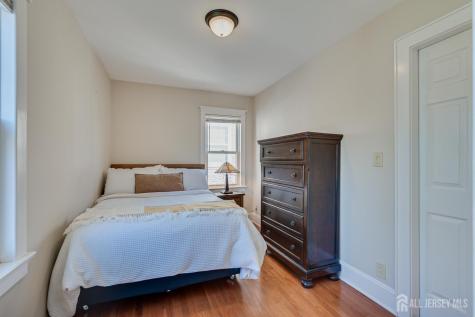 121 Columbia Avenue Metuchen NJ 08840