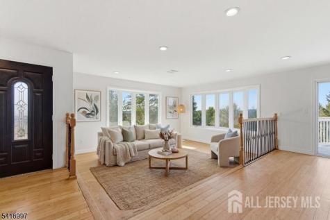 2 Rossi Drive Clinton Town NJ 08809