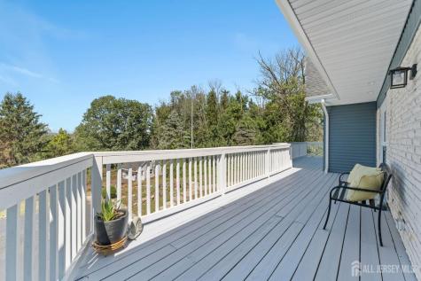 2 Rossi Drive Clinton Town NJ 08809