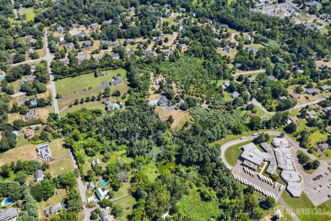 2 Rossi Drive Clinton Town NJ 08809
