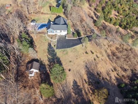 2 Rossi Drive Clinton Town NJ 08809