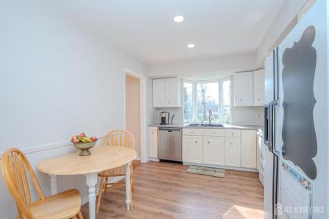 29 Hawthorne Lane East Windsor NJ 08520