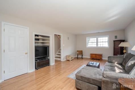29 Hawthorne Lane East Windsor NJ 08520