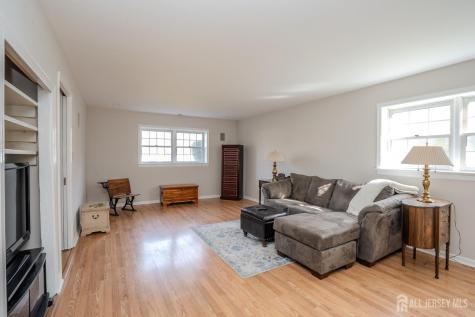 29 Hawthorne Lane East Windsor NJ 08520