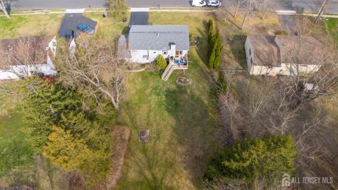 29 Hawthorne Lane East Windsor NJ 08520