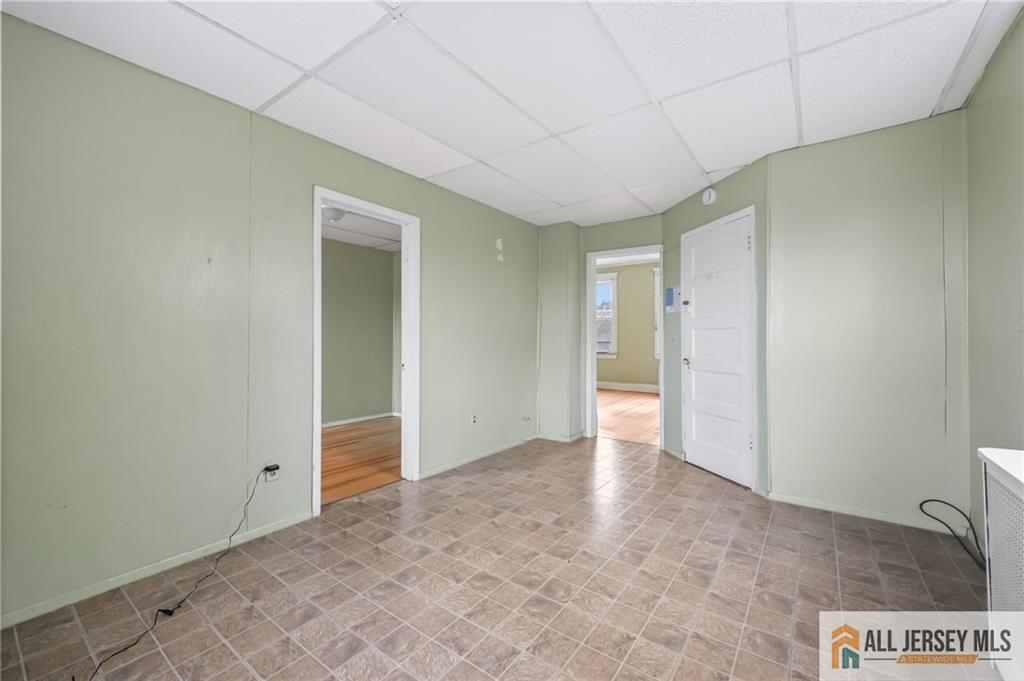0-362-364 Alpine Street Perth Amboy NJ 08861