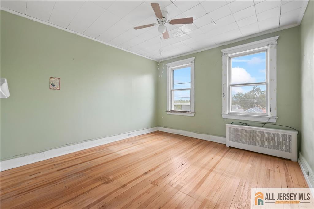 0-362-364 Alpine Street Perth Amboy NJ 08861