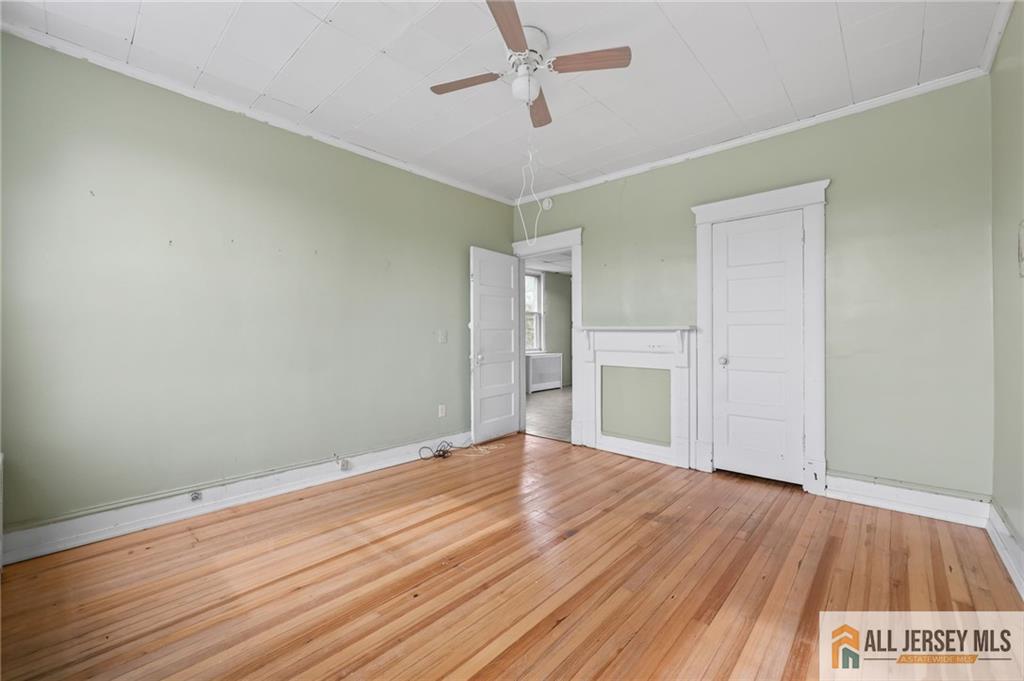 0-362-364 Alpine Street Perth Amboy NJ 08861