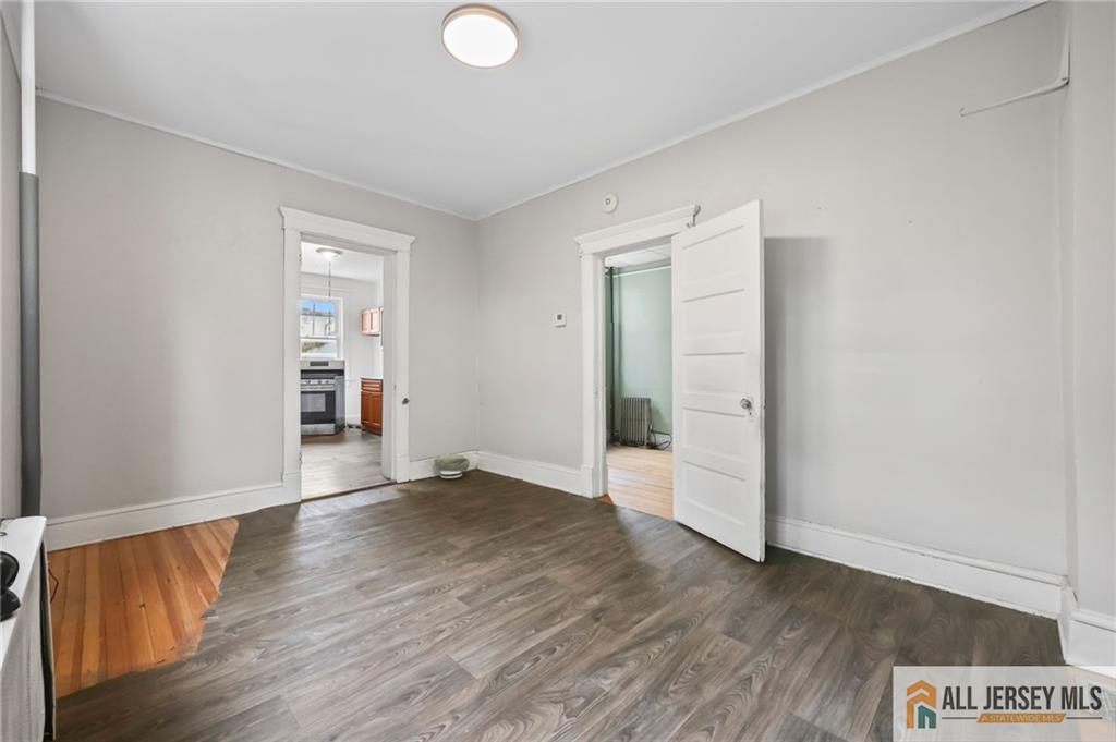 0-362-364 Alpine Street Perth Amboy NJ 08861