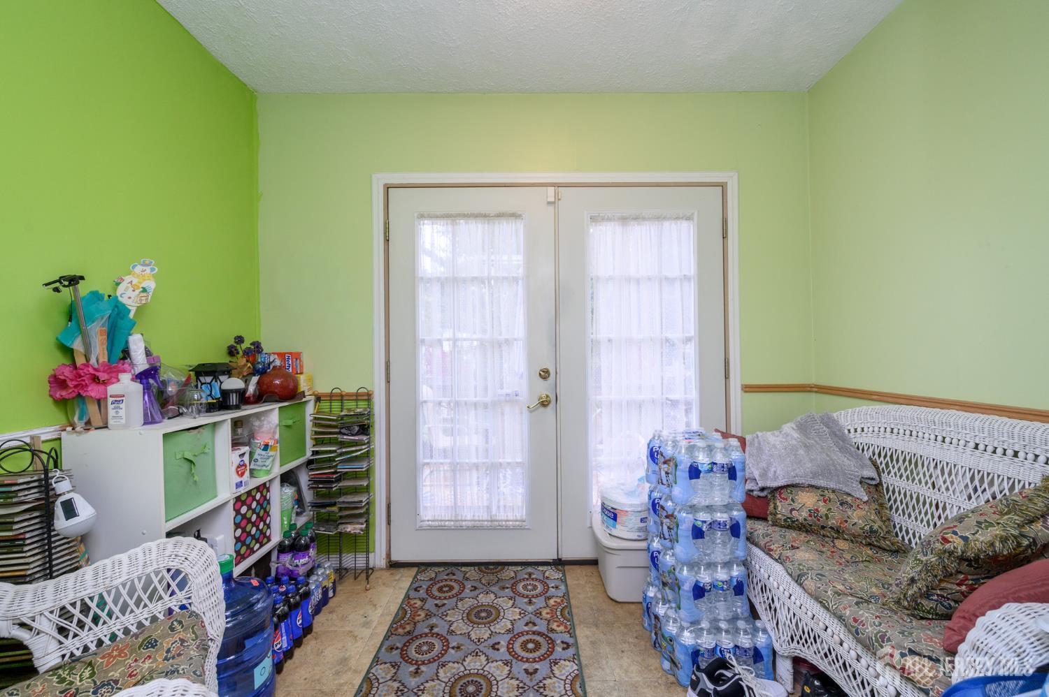 354 Hillcrest Avenue Trenton NJ 08618