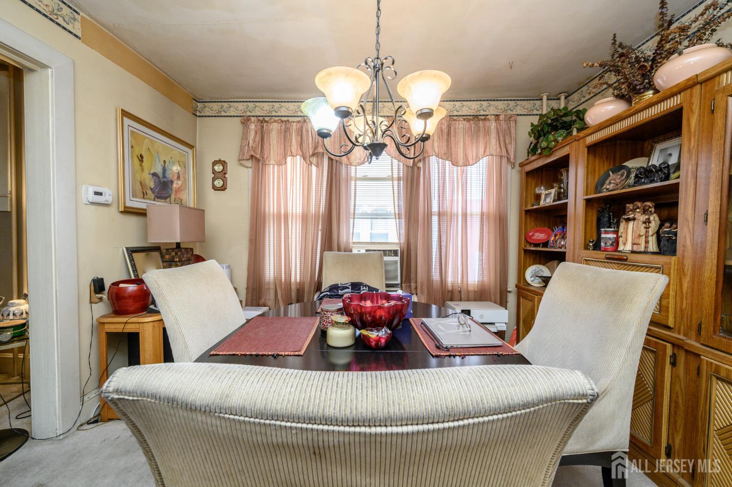 354 Hillcrest Avenue Trenton NJ 08618