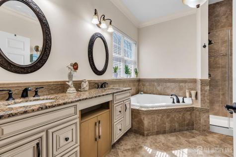 124 Masters Drive Monroe NJ 08831