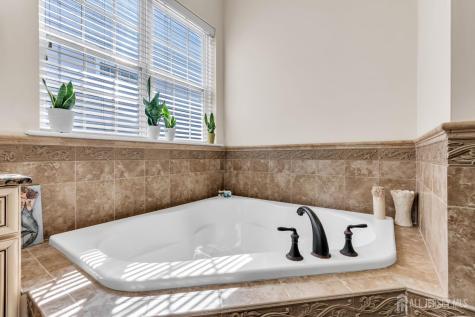 124 Masters Drive Monroe NJ 08831