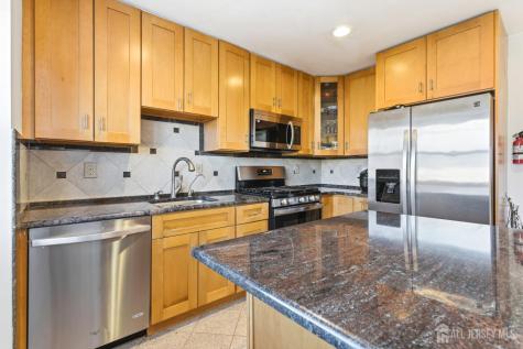 1705 Merrywood Drive Edison NJ 08817