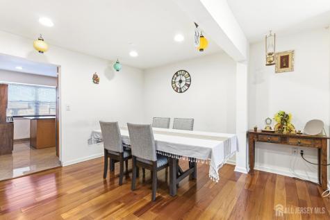 1705 Merrywood Drive Edison NJ 08817